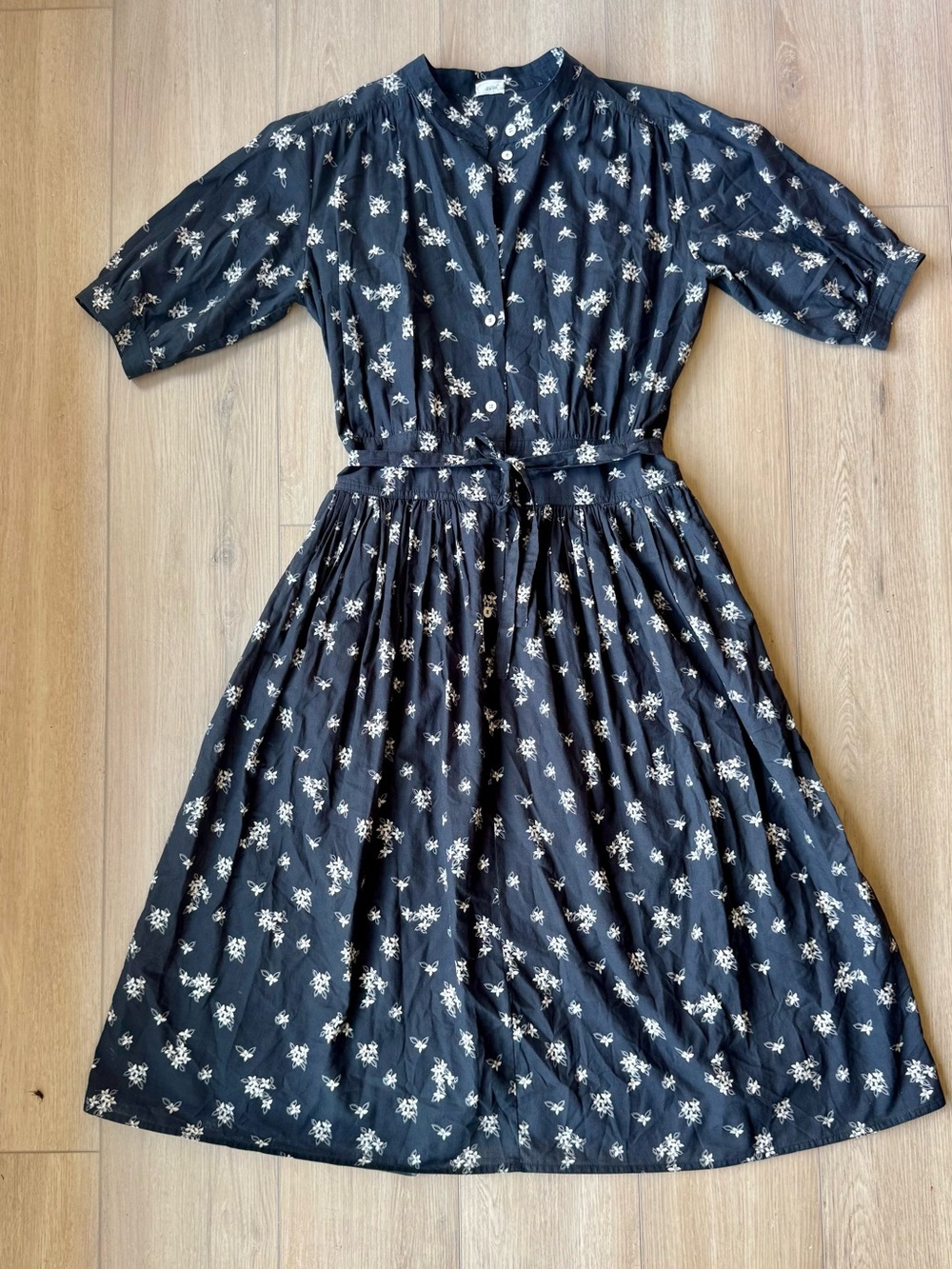 Warm NYC Montessori Dress Black Floral sz 2(6-8US) Cotton Button Front Midi EUC - Picture 6 of 16